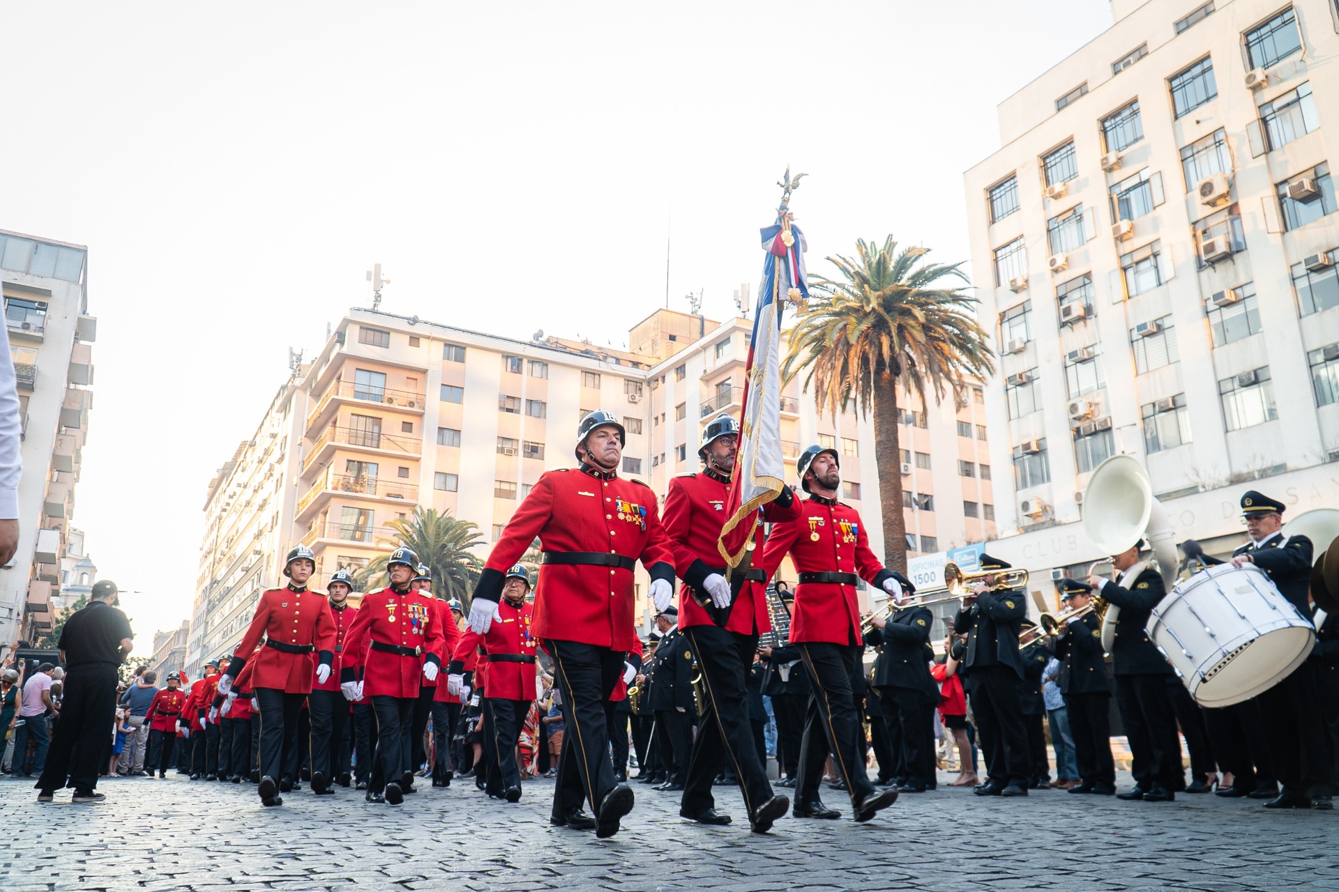 Gran Maestro asiste a ceremonia de los 161 años del Cuerpo de Bomberos de Santiago